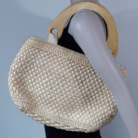 Wicker Floral Embroidered Wood Handle Vintage Bag - Picture 3 of 17